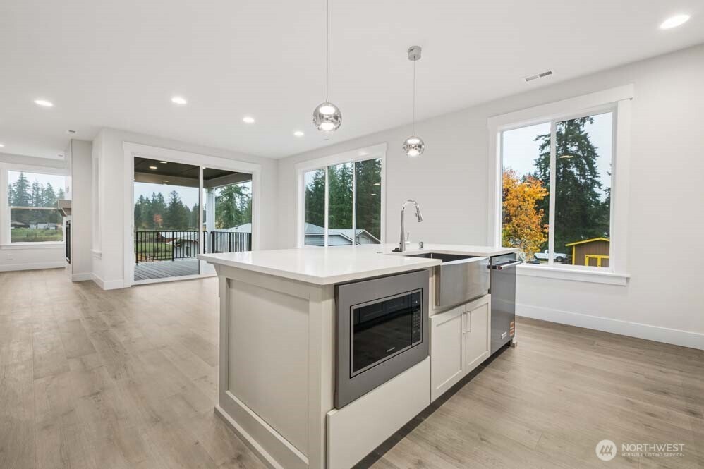 18019 Southeast 250th Place, Unit 3 Covington, WA 98042 - Photo 21 of 40