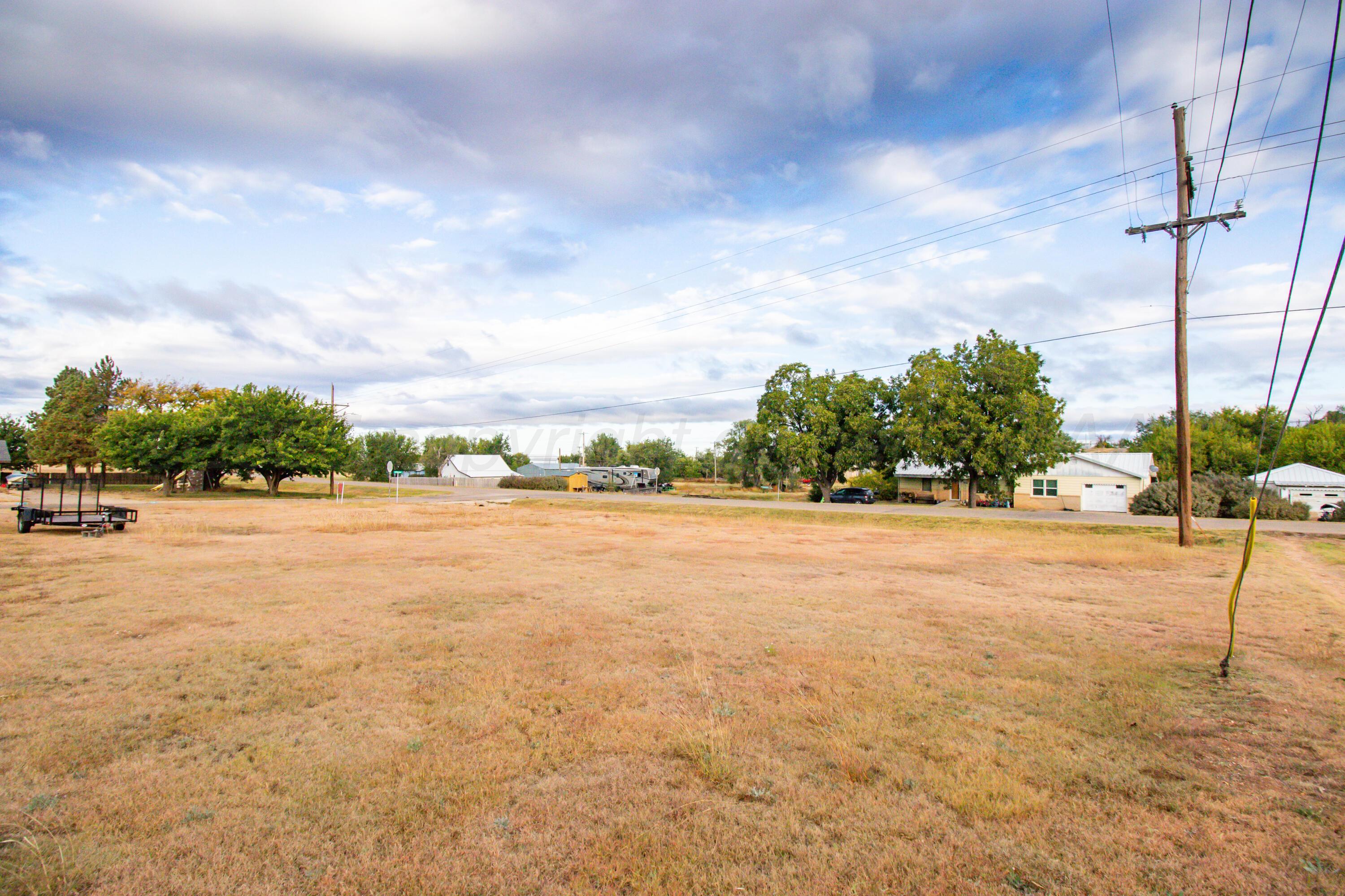 103 Jefferson Street Skellytown, TX 79080 - Photo 27 of 35 a view of an ocean view
