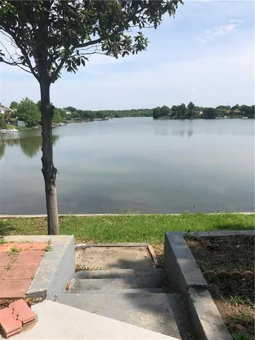 $2,495 | 1317 Lakeshore Drive, Irving, TX 75060