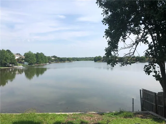 $2,495 | 1317 Lakeshore Drive, Irving, TX 75060