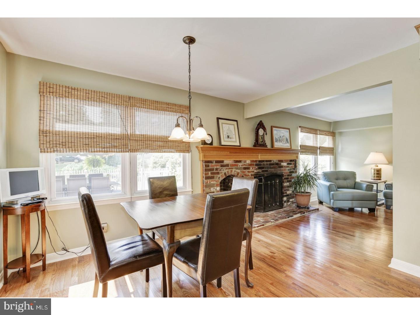 2901 Georgetown Road Cinnaminson, NJ 08077 - Photo 11 of 25 Breakfast Room