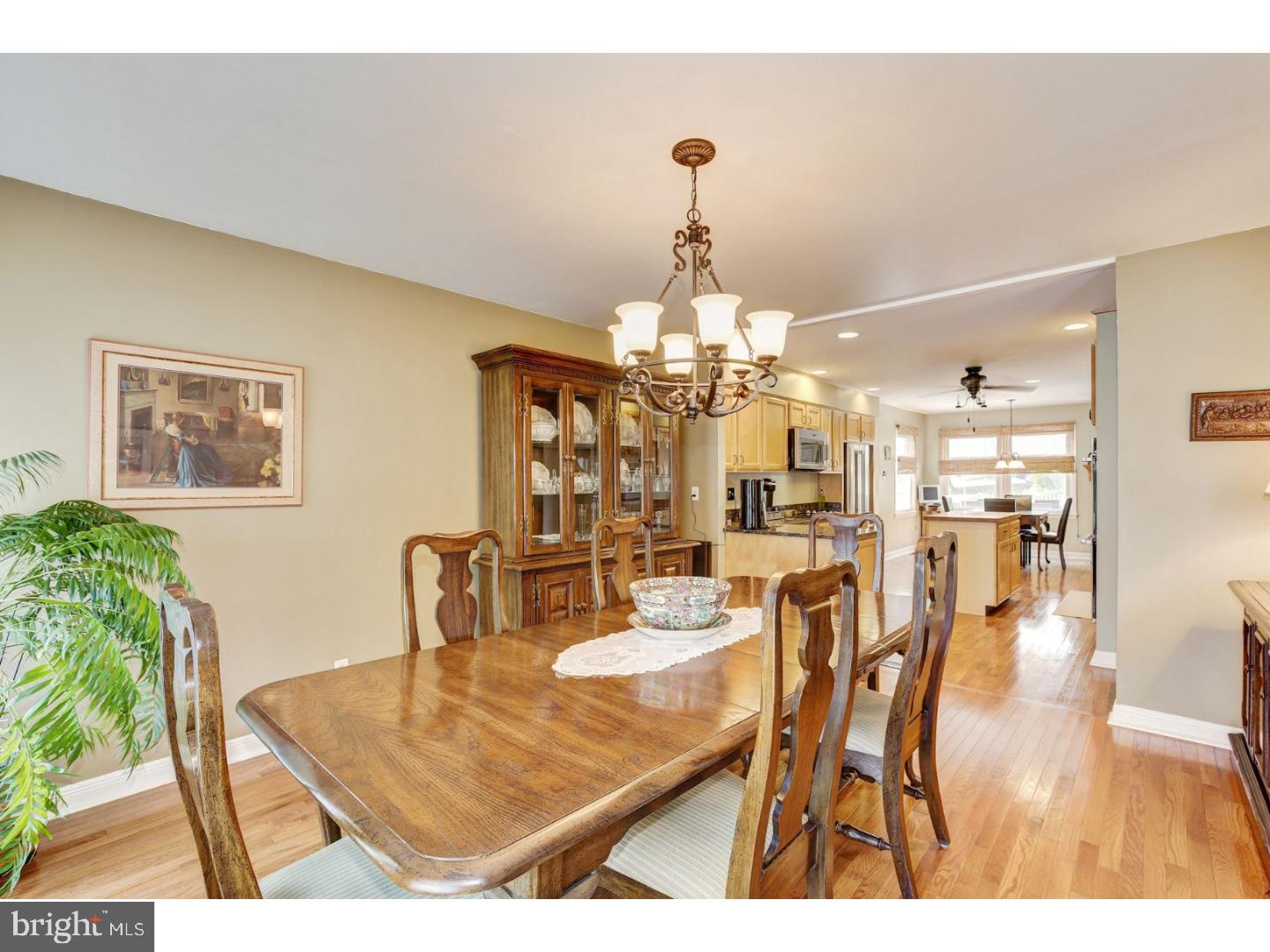 2901 Georgetown Road Cinnaminson, NJ 08077 - Photo 6 of 25 Dining Room