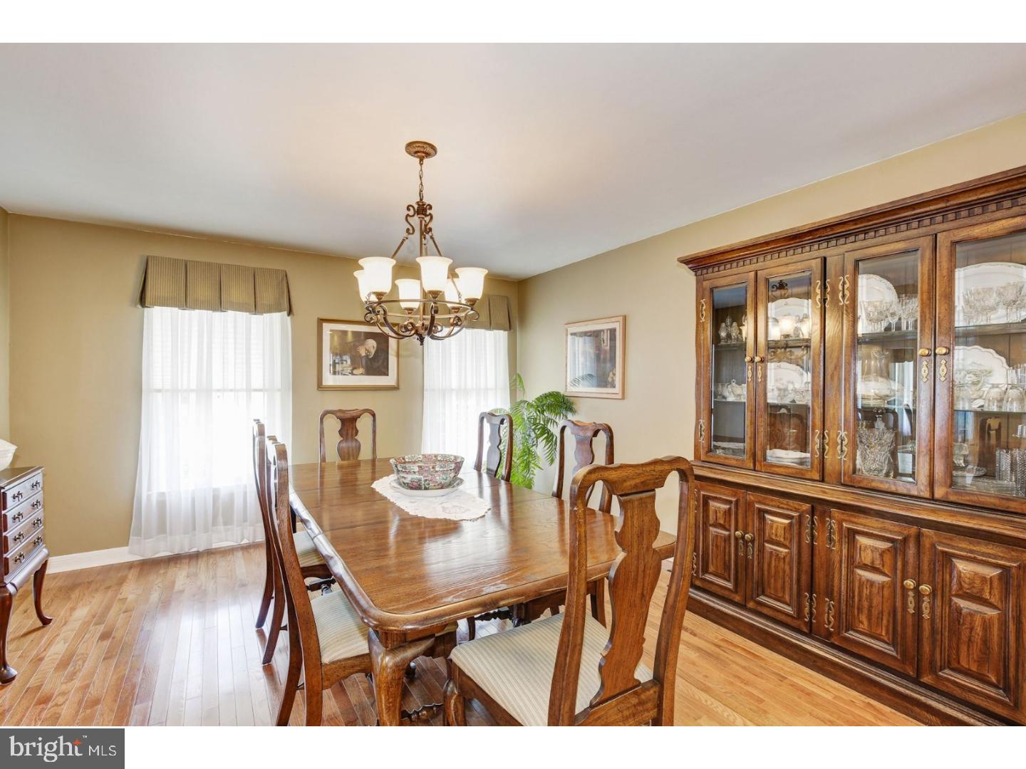 2901 Georgetown Road Cinnaminson, NJ 08077 - Photo 7 of 25 Dining Room