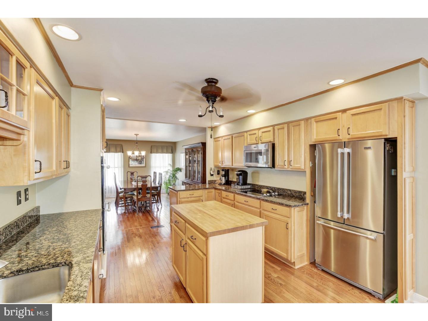 2901 Georgetown Road Cinnaminson, NJ 08077 - Photo 10 of 25 Kitchen