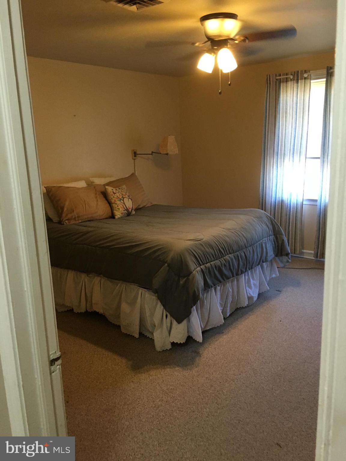 1633 Merribrook Road Philadelphia, PA 19151 - Photo 21 of 25 Master Bedroom