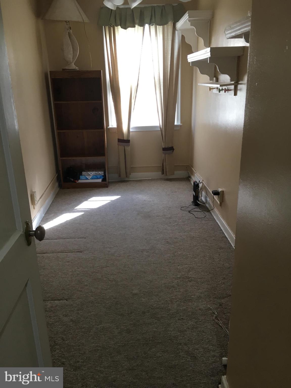 1633 Merribrook Road Philadelphia, PA 19151 - Photo 23 of 25 Rear Bedroom