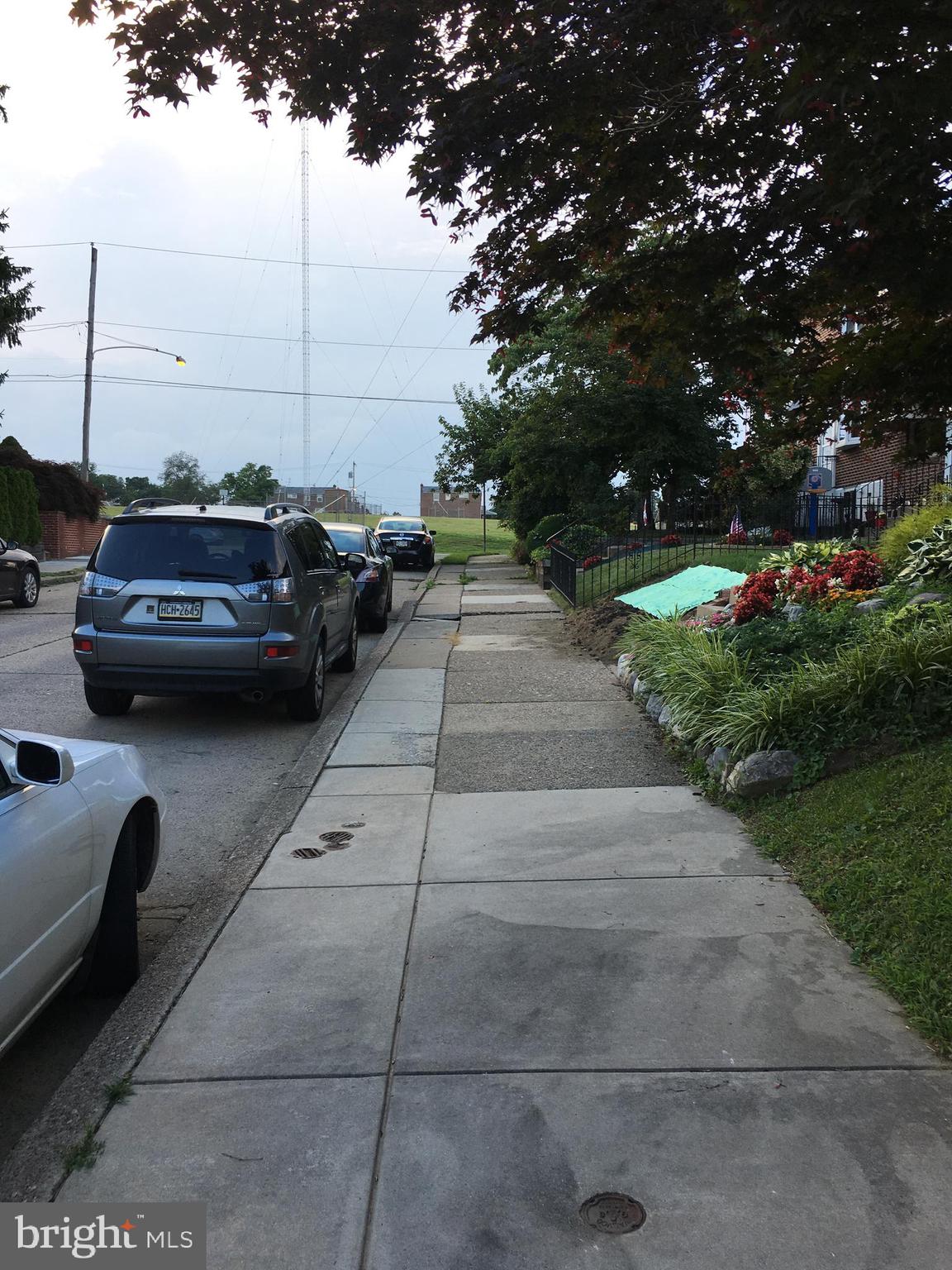 1633 Merribrook Road Philadelphia, PA 19151 - Photo 25 of 25 Sidewalk