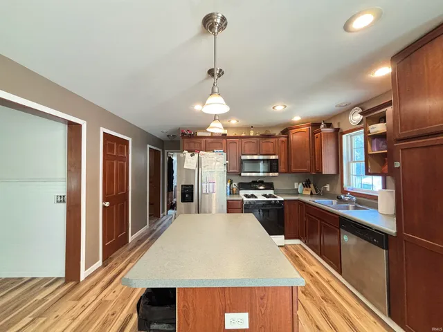 $230,000 | 506 Park Avenue, Hillsboro, IN 47949