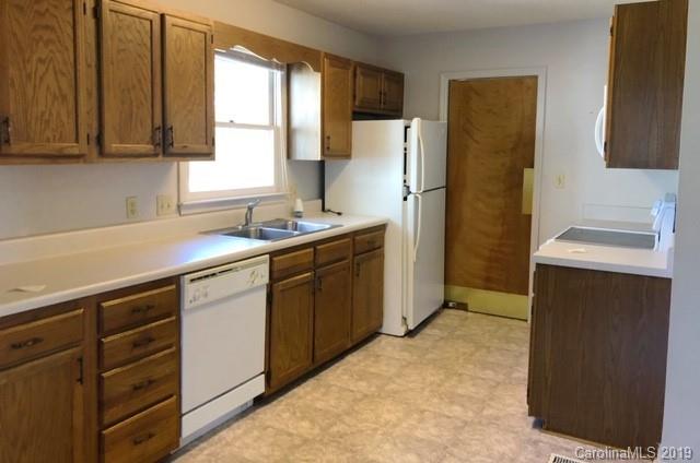 22327 Torrence Chapel Road Cornelius, NC 28031 - Photo 9 of 28