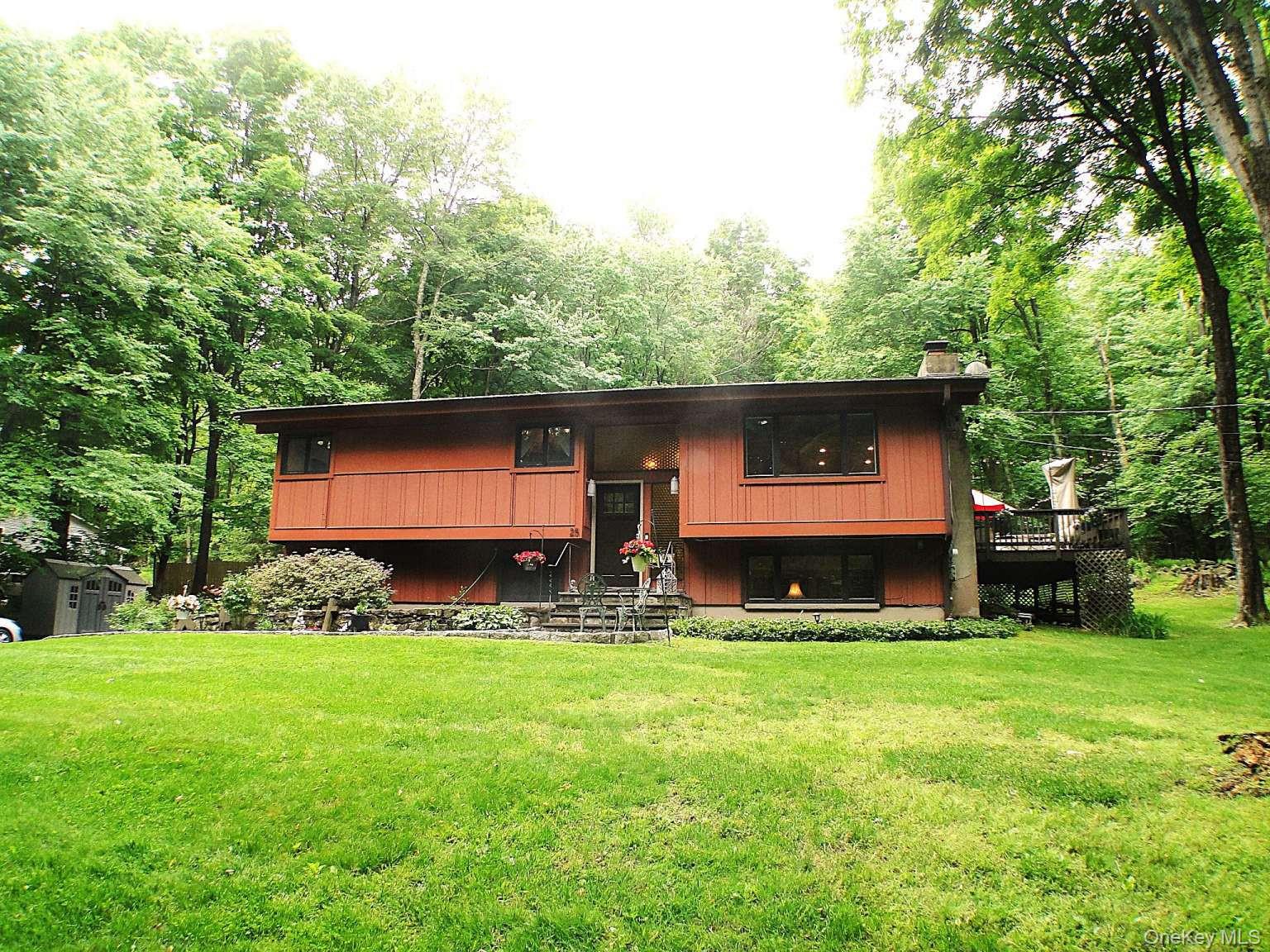 25 Ponderosa Road Carmel, NY 10512 - Photo 3 of 25