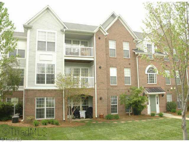 5007-3d Bass Chapel Road, Unit 3D Greensboro, NC 27455 - Photo 1 of 6 Exterior Front.