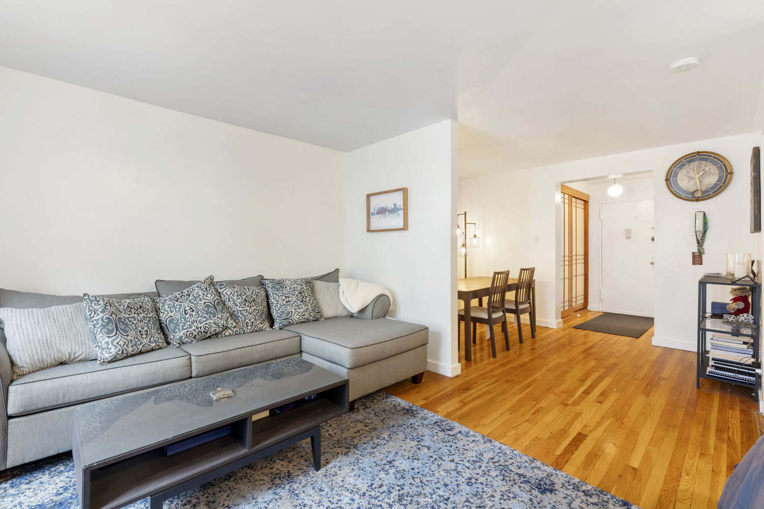 140 7th Avenue, Unit 5R Manhattan, NY 10011 - Photo 2 of 5