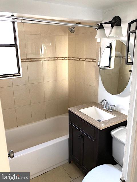 3819 Davis Place Northwest, Unit 2 Washington, DC 20007 - Photo 5 of 10