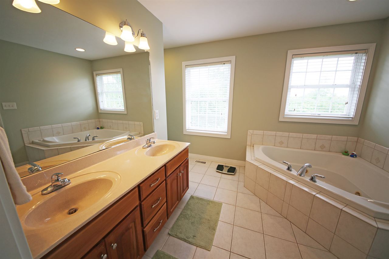 8293 South Stone Ridge Road Bloomington, IN 47401 - Photo 13 of 33 Gallery Image 13