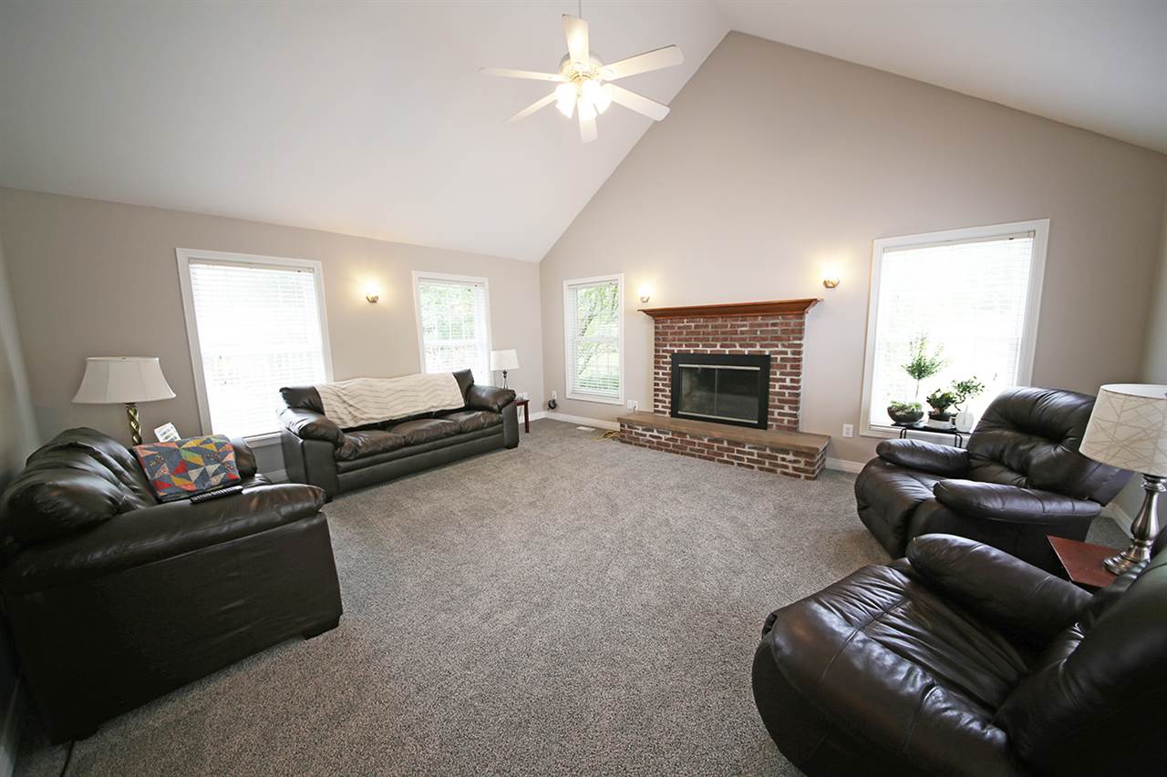 8293 South Stone Ridge Road Bloomington, IN 47401 - Photo 7 of 33 Gallery Image 7