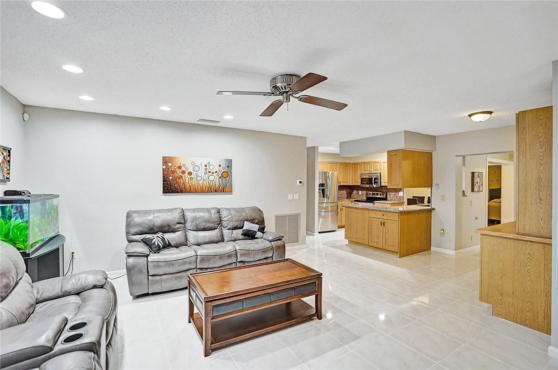 8975 Southwest 16th Street Boca Raton, FL 33433 - Photo 25 of 35 Photo 25