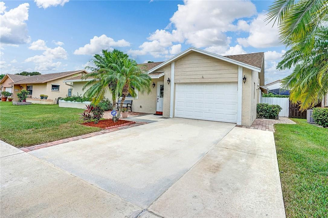 8975 Southwest 16th Street Boca Raton, FL 33433 - Photo 3 of 35 Photo 3