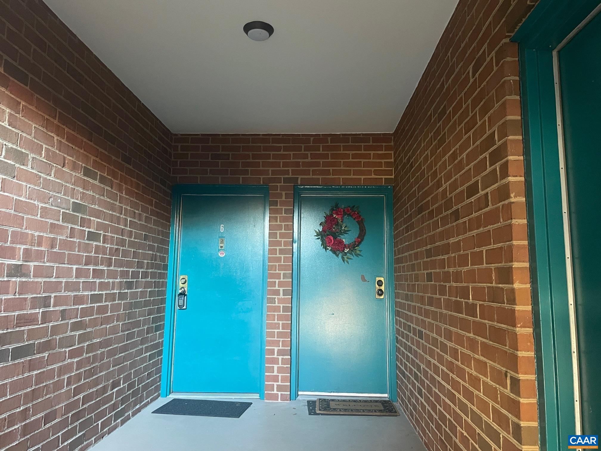 113 Turtle Creek Road, Unit 6 Charlottesville, VA 22901 - Photo 3 of 33 a view of door