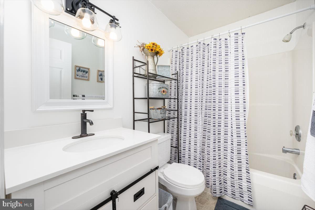 150 Algonquin Drive Rising Sun, MD 21911 - Photo 24 of 46 Main Level Hall Bath