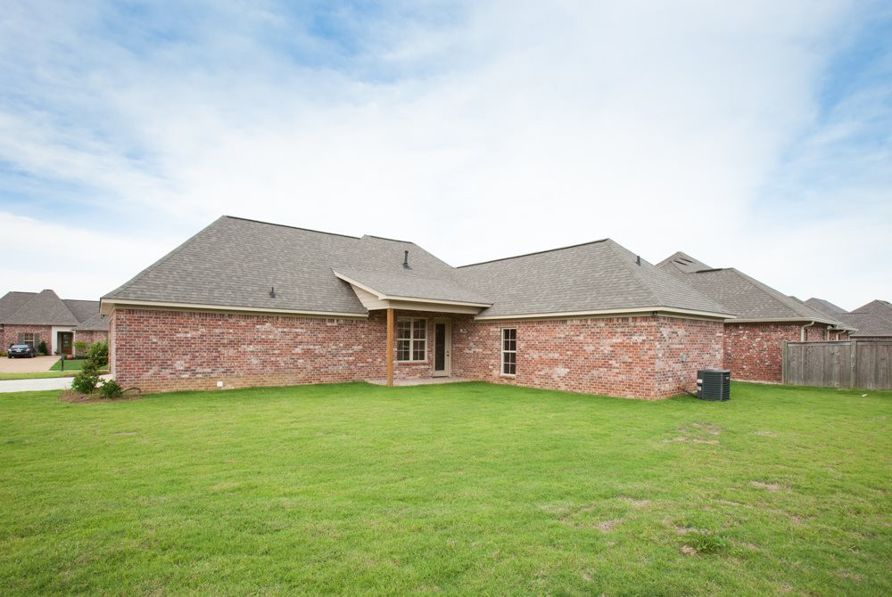 107 Martinique Drive Madison, MS 39110 - Photo 3 of 42 Photo 3