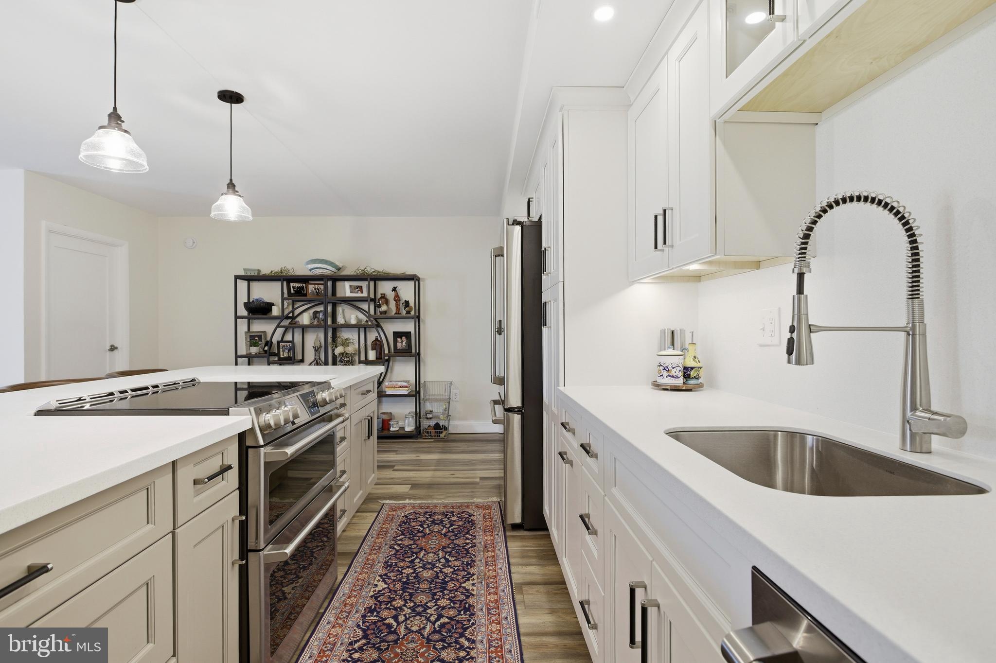 800 Avondale Road, Unit 5K Wallingford, PA 19086 - Photo 4 of 27