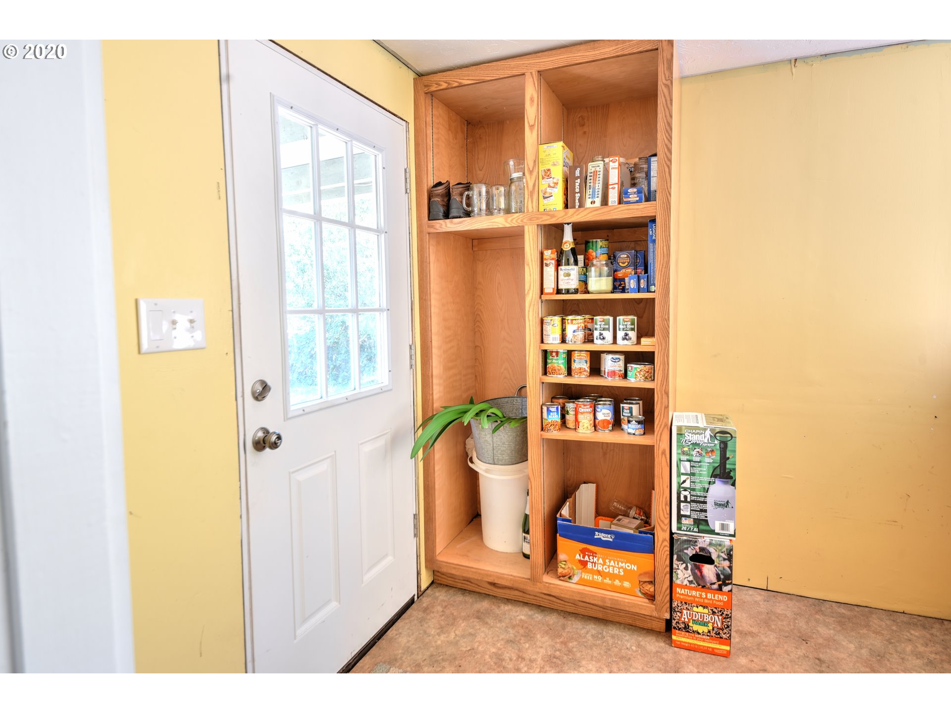 6021 Hayhurst Road Yoncalla, OR 97499 - Photo 12 of 32 Gallery Image 12