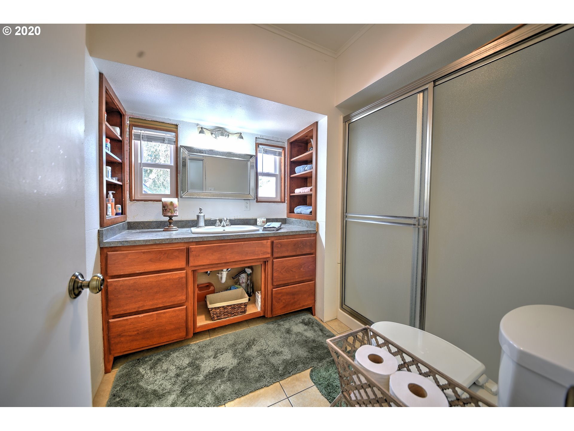 6021 Hayhurst Road Yoncalla, OR 97499 - Photo 16 of 32 Gallery Image 16