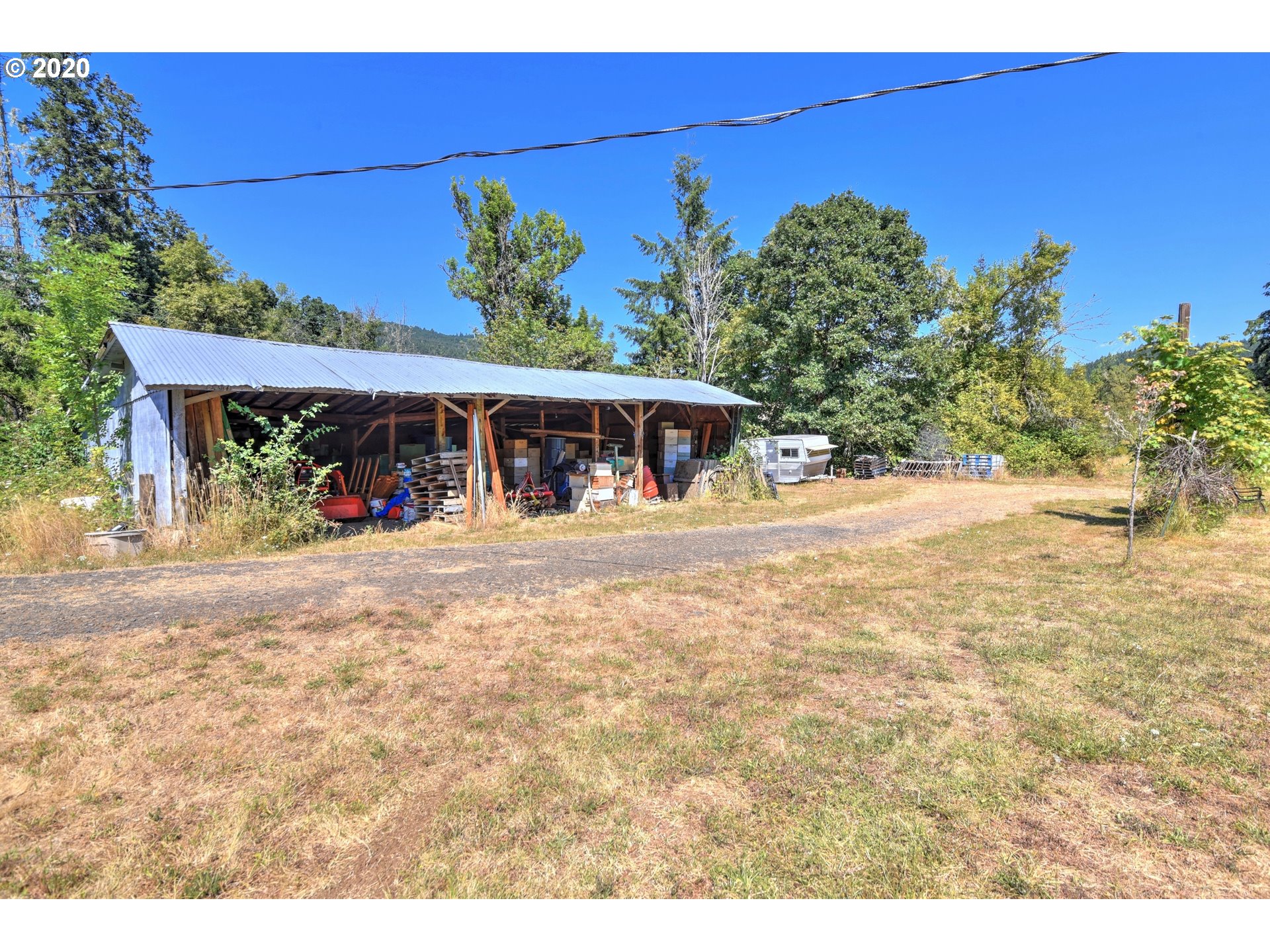6021 Hayhurst Road Yoncalla, OR 97499 - Photo 27 of 32 Gallery Image 27