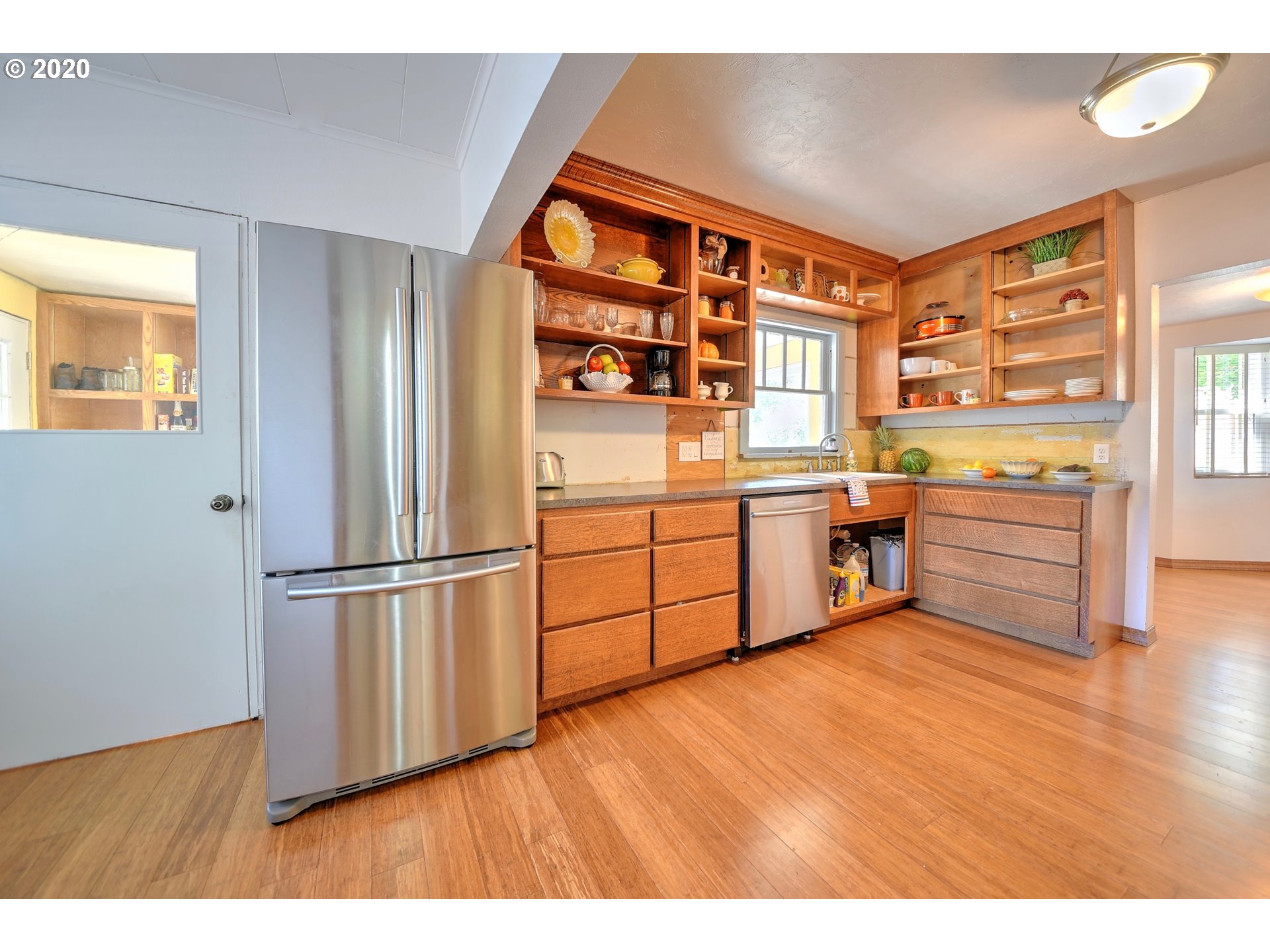 6021 Hayhurst Road Yoncalla, OR 97499 - Photo 10 of 32 Gallery Image 10