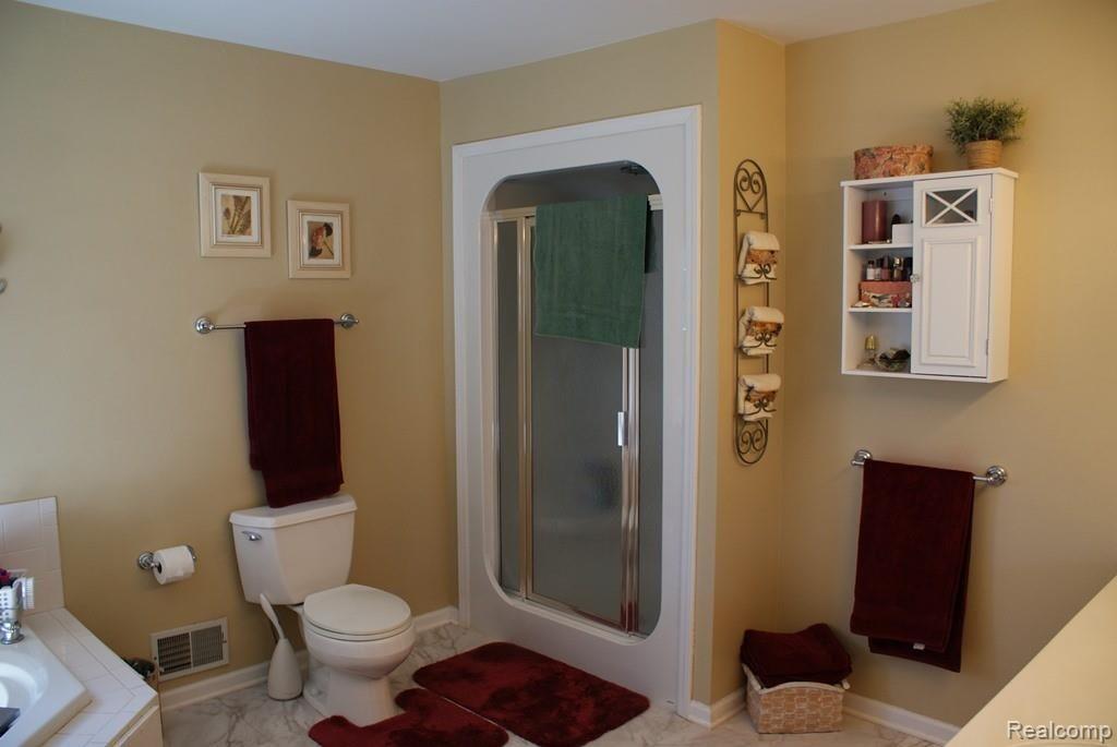 4465 Mitchell Road Metamora, MI 48455 - Photo 53 of 85 Master bath