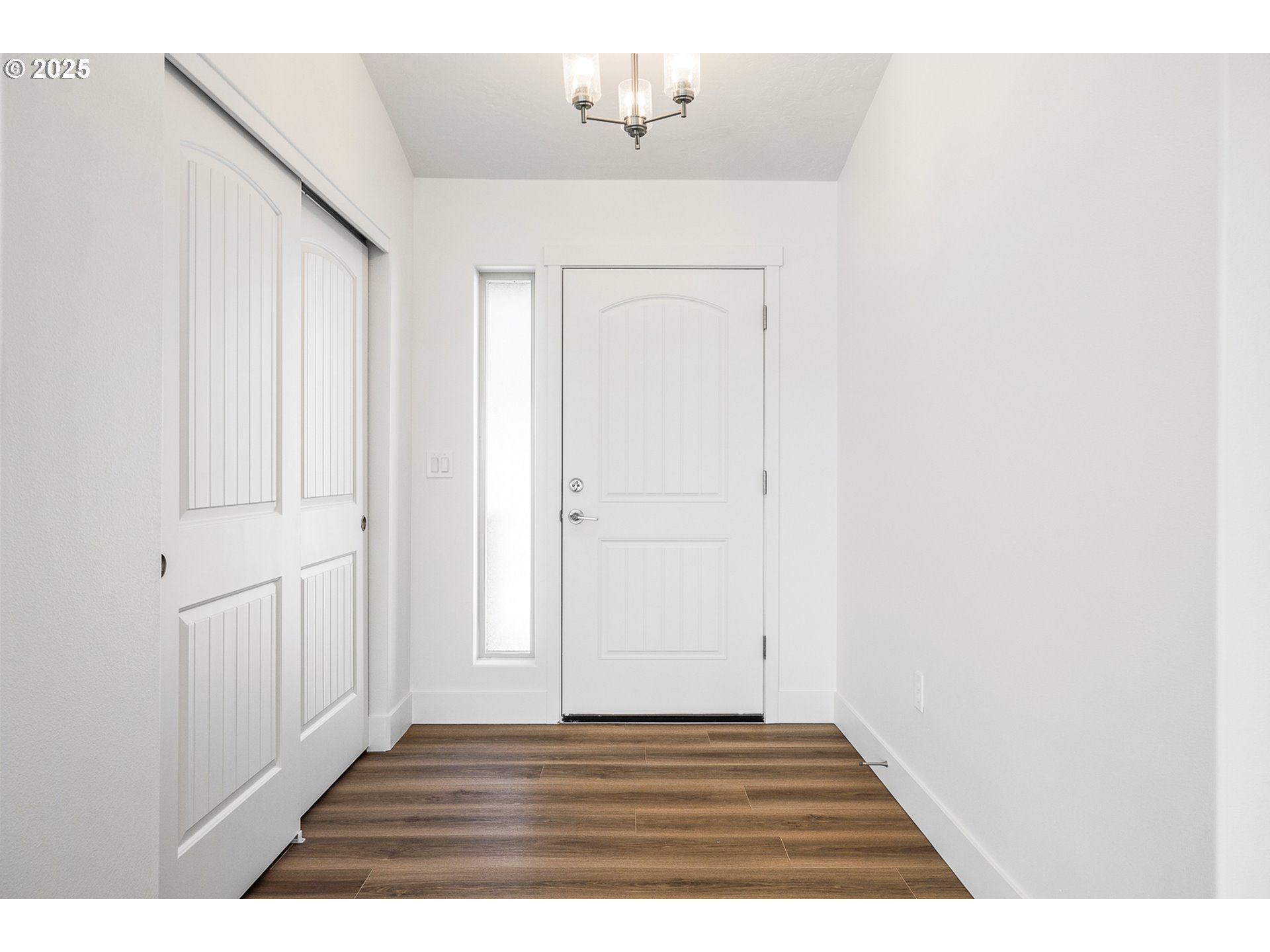 303 Sage Street Boardman, OR 97818 - Photo 16 of 25 a view of an empty room with a window