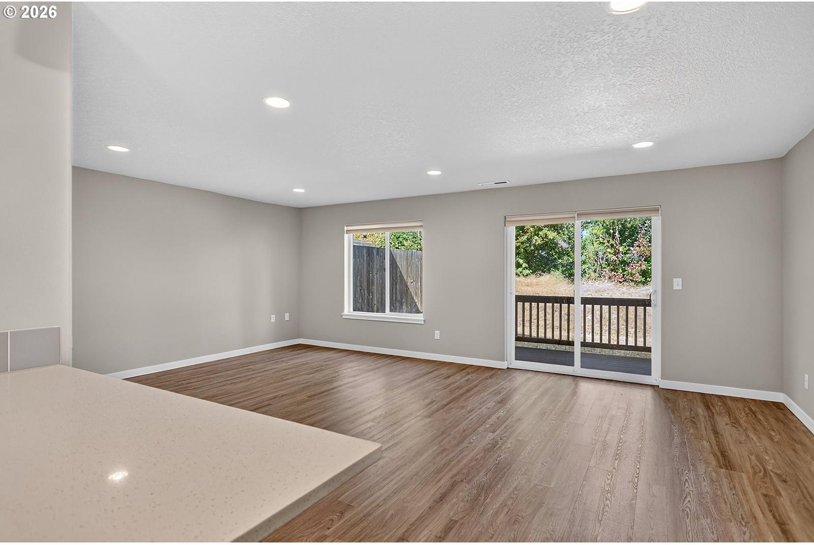 1262 Windsong Drive Cascade Locks, OR 97014 - Photo 10 of 34 Gallery Image 10