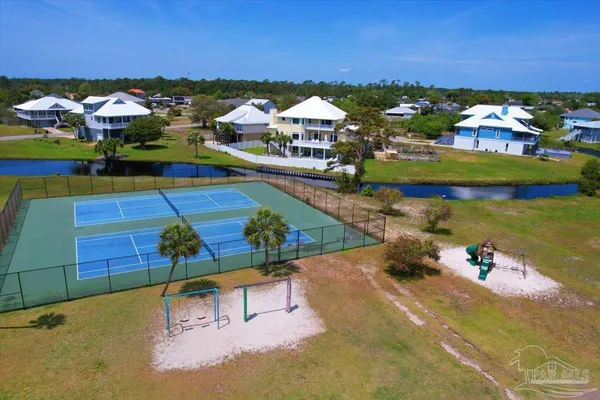 a sign that is on the side of the road