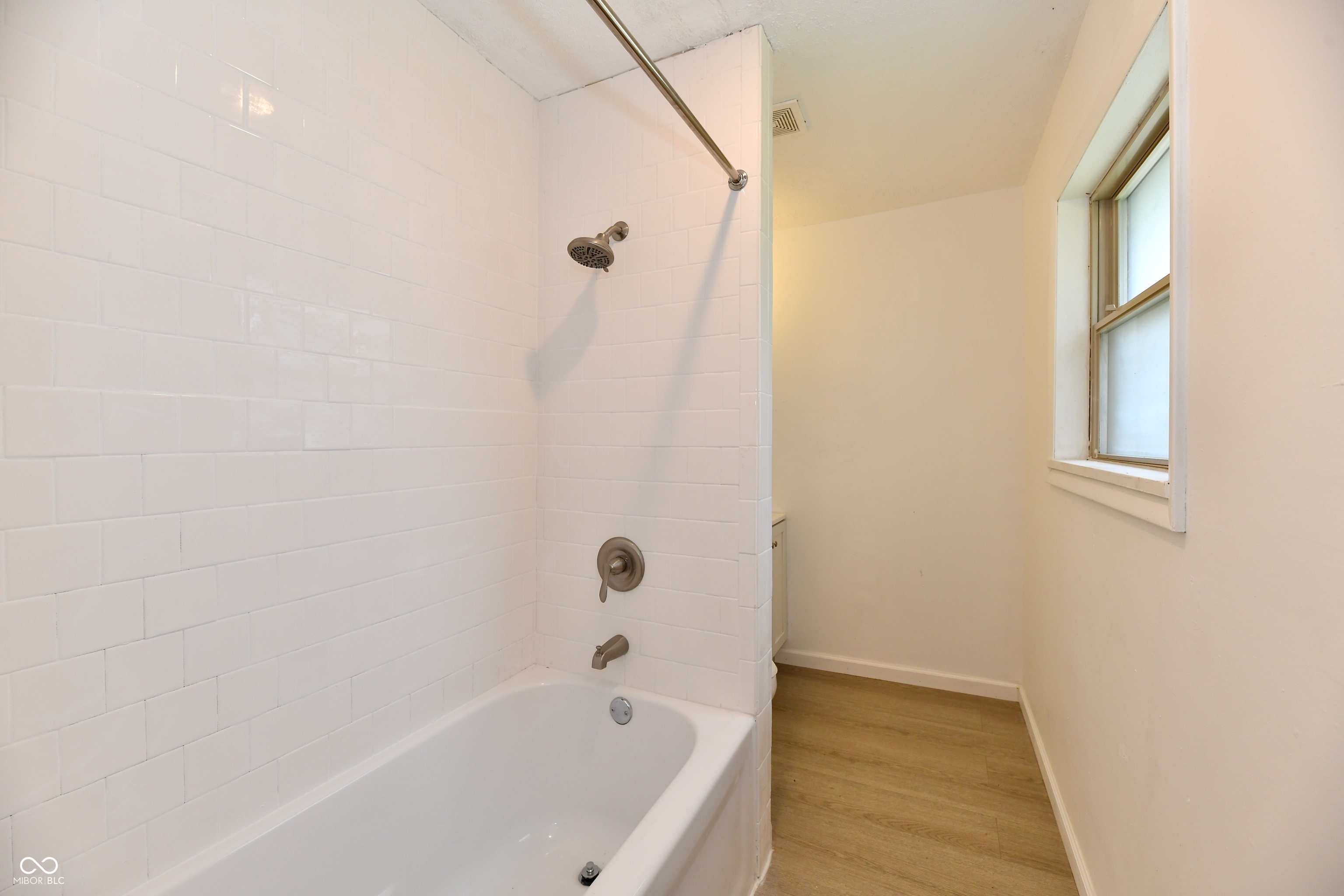 445 Kindig Road Indianapolis, IN 46217 - Photo 35 of 44 Gallery Image 35