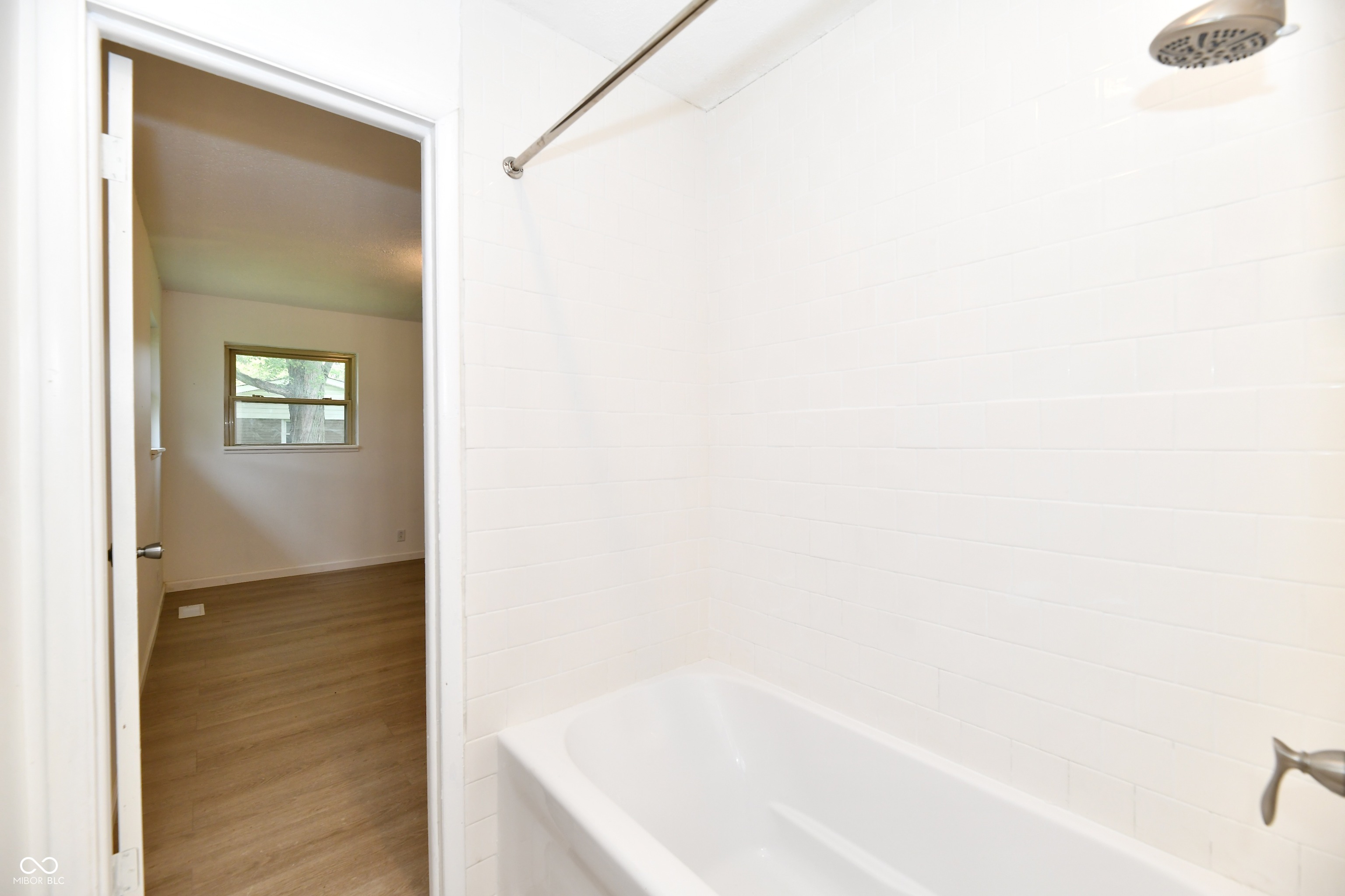 445 Kindig Road Indianapolis, IN 46217 - Photo 37 of 44 Gallery Image 37