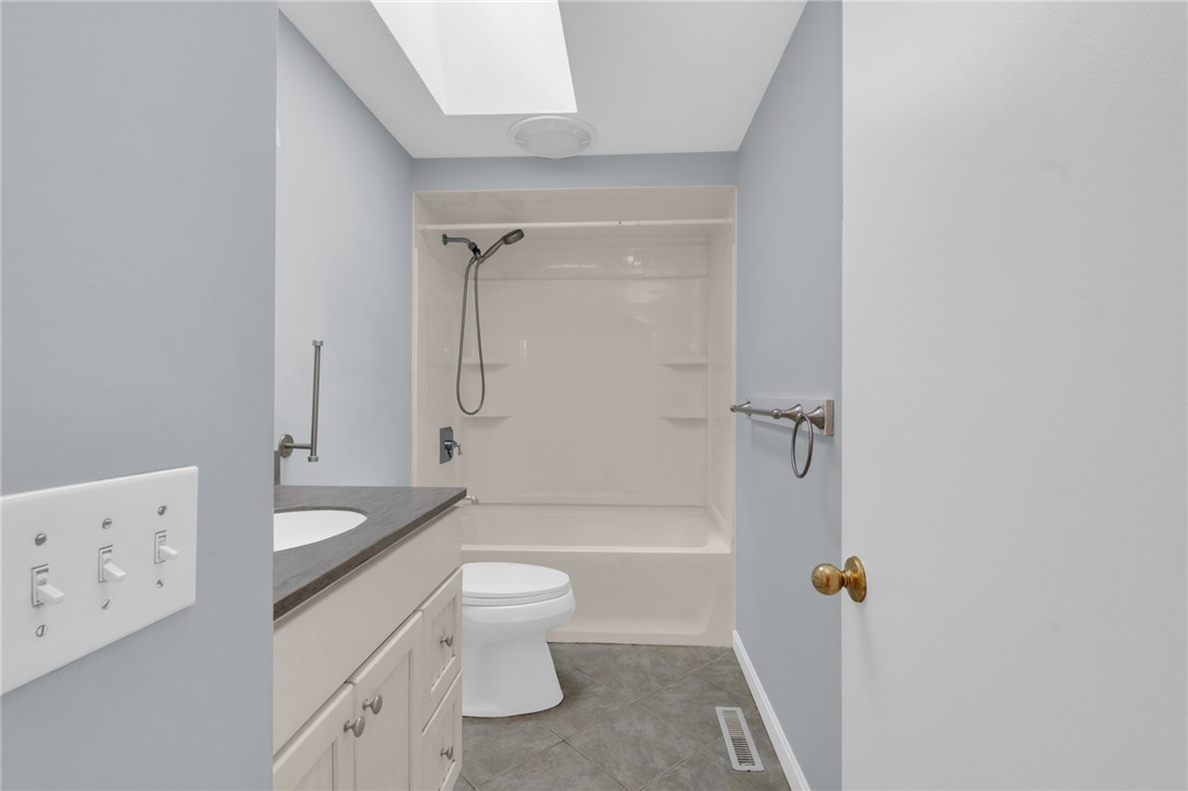 175 Monroe Street Warwick, RI 02888 - Photo 26 of 32