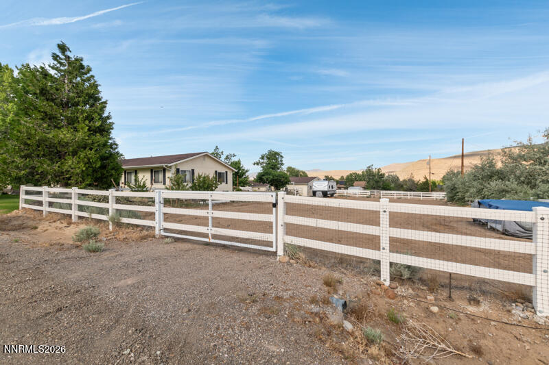 15 Connie Way Reno, NV 89521 - Photo 17 of 32 15 Connie Way (38 of 39)