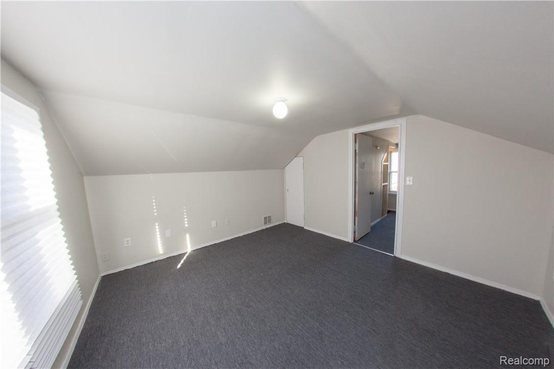 13437 Toepfer Road Warren, MI 48089 - Photo 35 of 57 bungalow-6.jpg