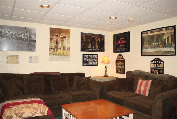 22 Stanley Road Medway, MA 02053 - Photo 23 of 26 Gallery Image 23