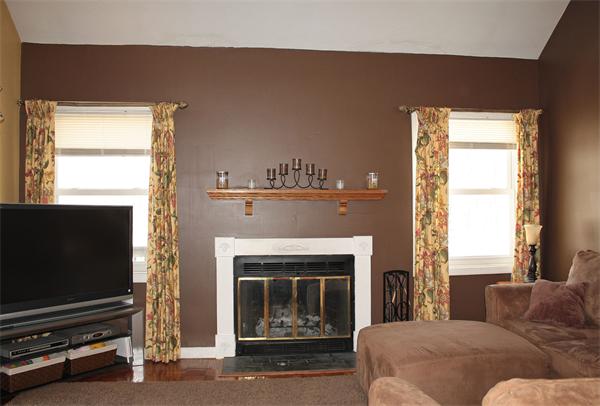 22 Stanley Road Medway, MA 02053 - Photo 7 of 26 Gallery Image 7