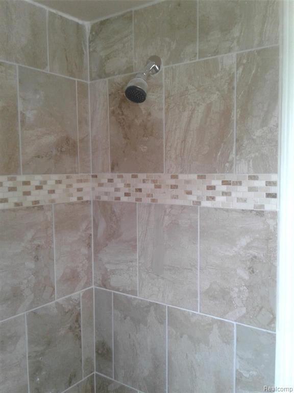 5200 23 Mile Road, Unit 4 Utica, MI 48316 - Photo 9 of 13
