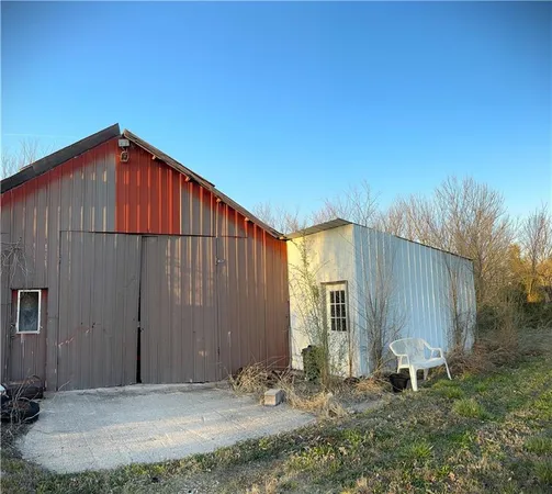 $259,900 | 220 John Street, Milo, MO 64767