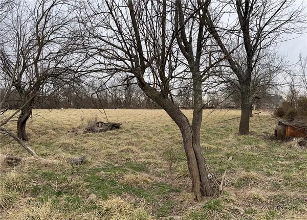 $259,900 | 220 John Street, Milo, MO 64767