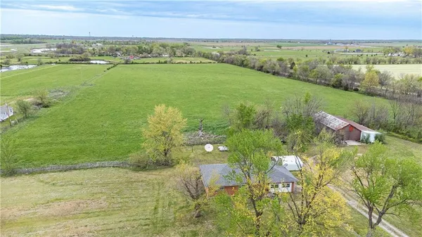 $259,900 | 220 John Street, Milo, MO 64767