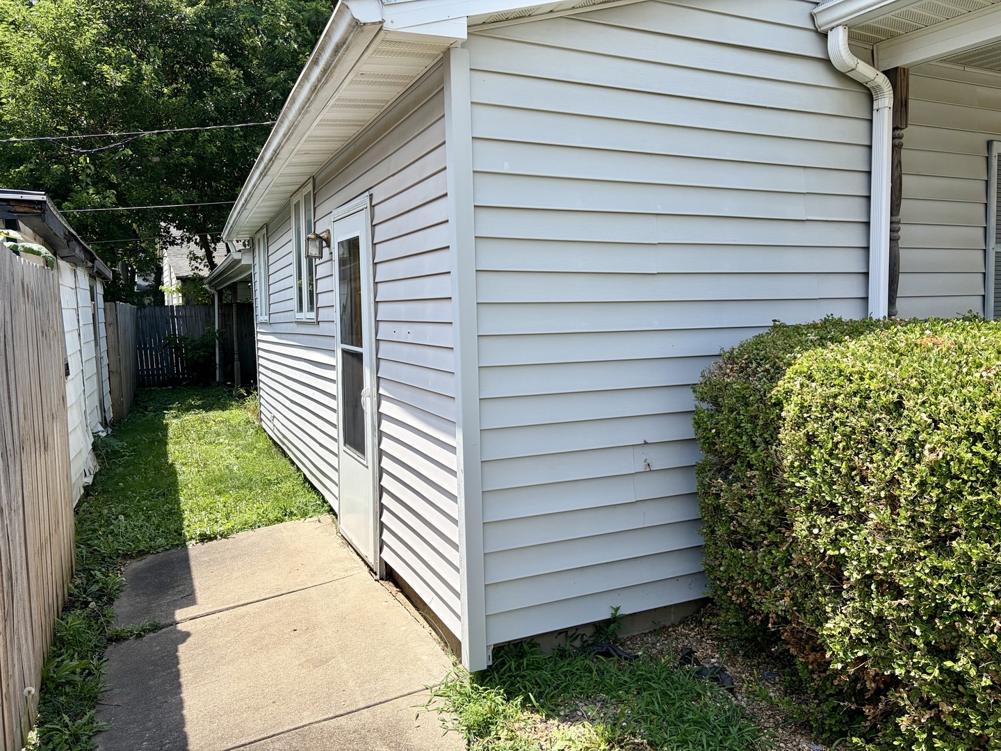 221 North George Street Clinton, IL 61727 - Photo 32 of 32