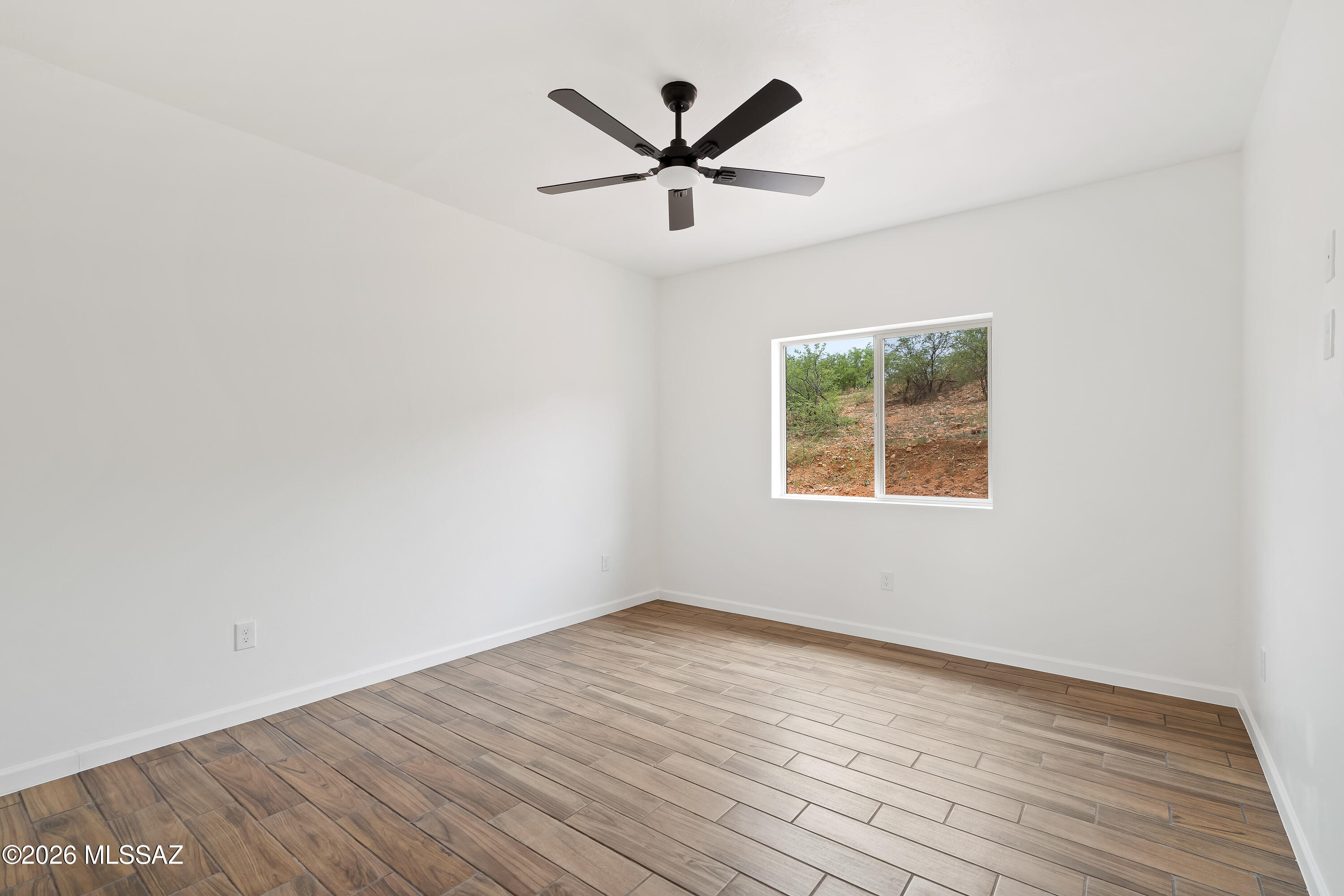 1801 Birmania Corte Rio Rico, AZ 85648 - Photo 21 of 22 2 Interiors-19