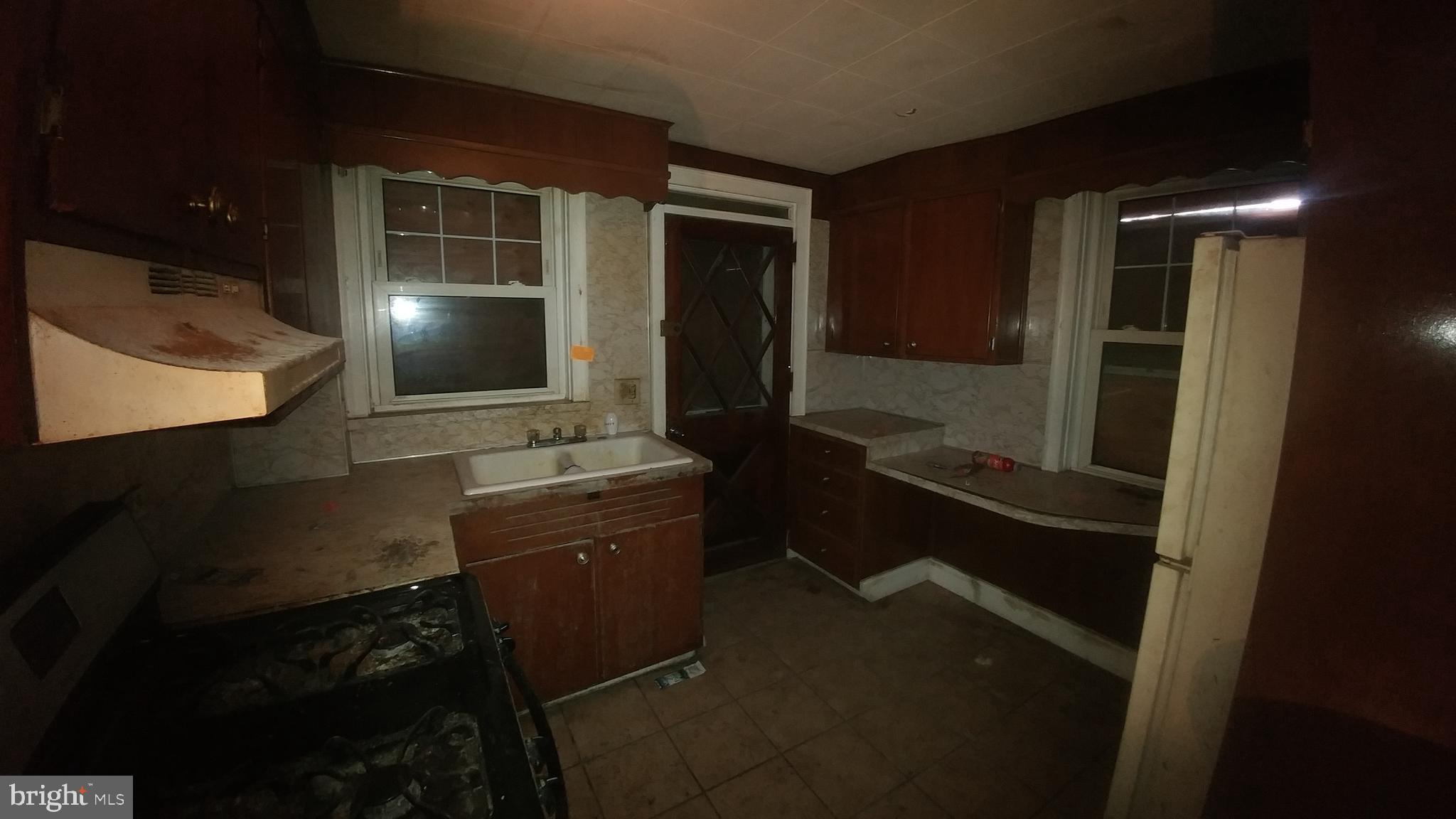2862 Tuckahoe Road Camden, NJ 08104 - Photo 14 of 31