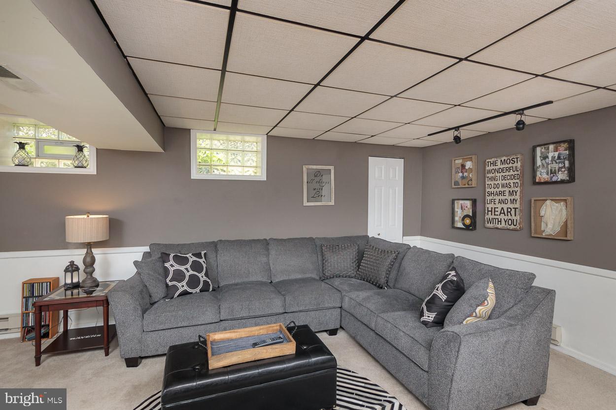8528 Woodfall Road Baltimore, MD 21236 - Photo 37 of 55 Gallery Image 37