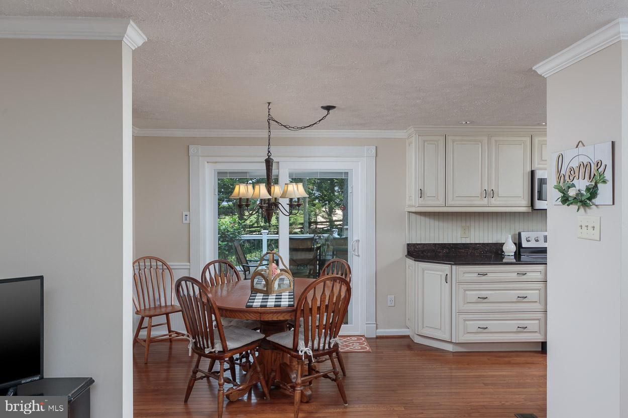 8528 Woodfall Road Baltimore, MD 21236 - Photo 8 of 55 Gallery Image 8