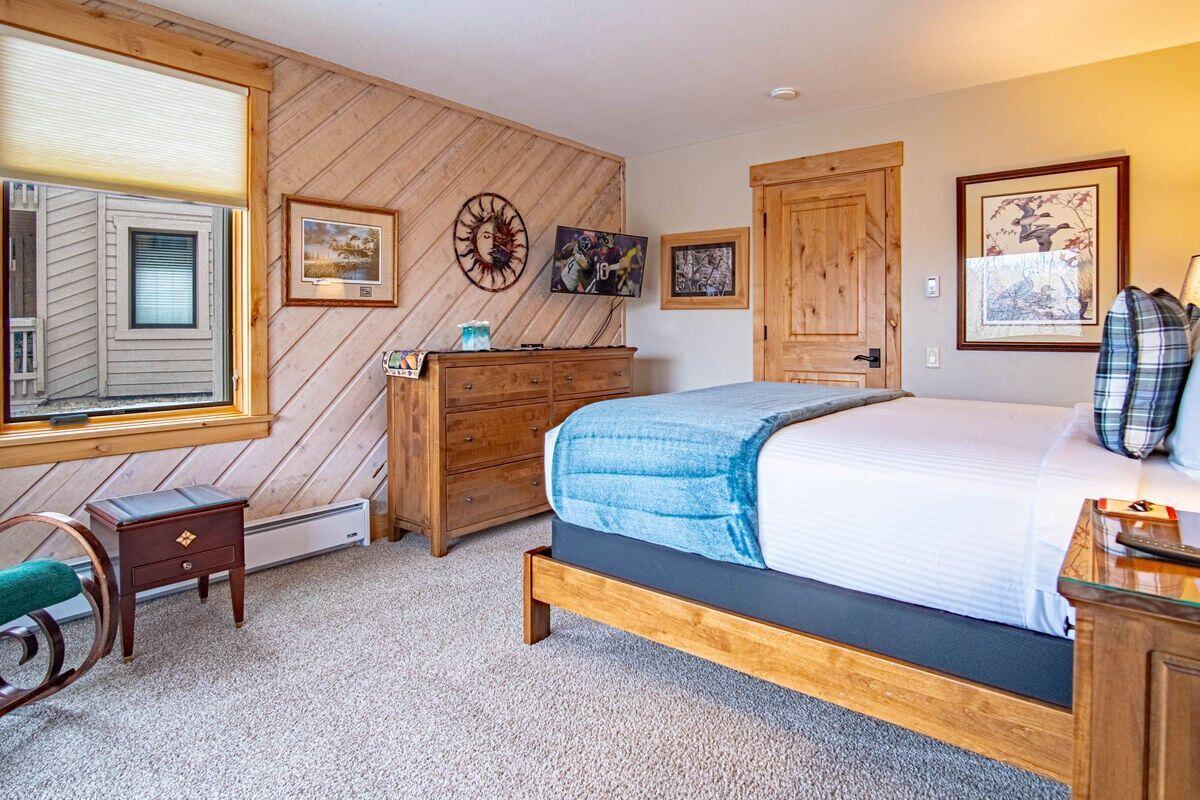 2616 Ridge Lane Sun Valley, ID 83353 - Photo 9 of 15 unit fully furnished